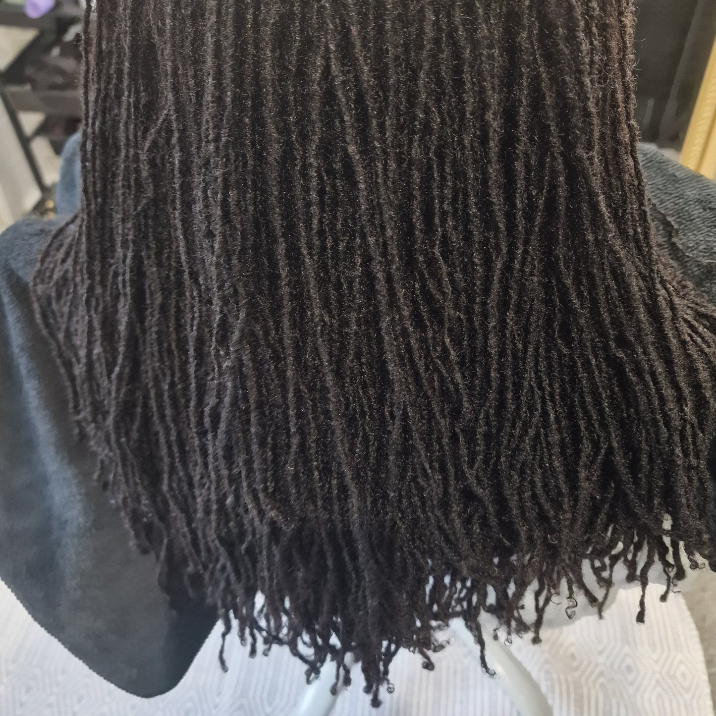 Small Locs (>450 locs) Retie